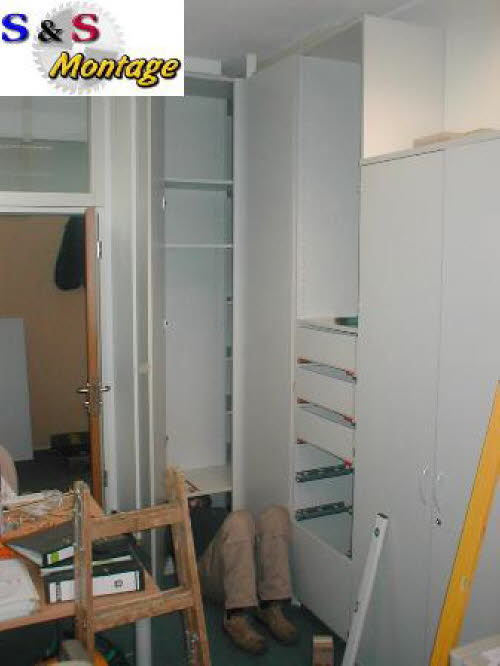 Schrank Wand